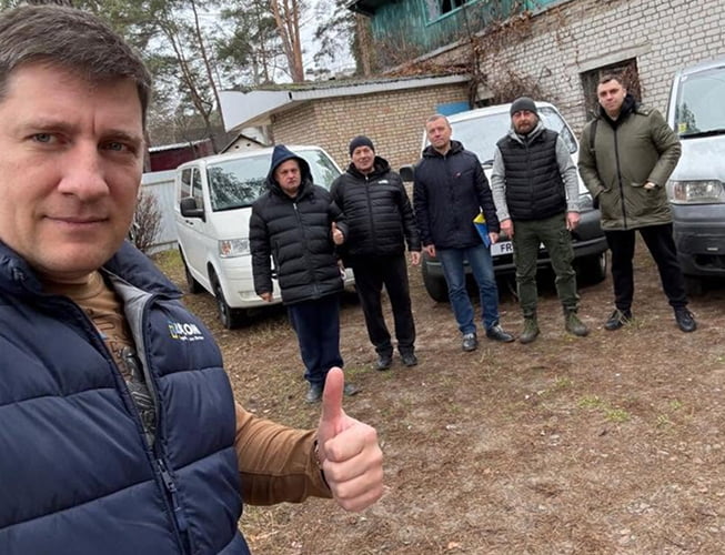 Автомобіль, переданий для потреб українських захисників